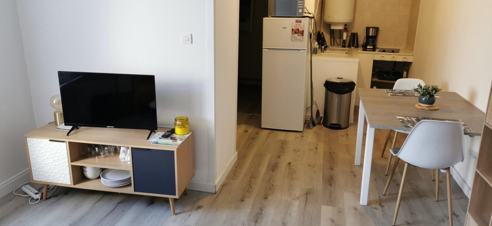Appartement Au Coeur De Cours La Ville ภายนอก รูปภาพ
