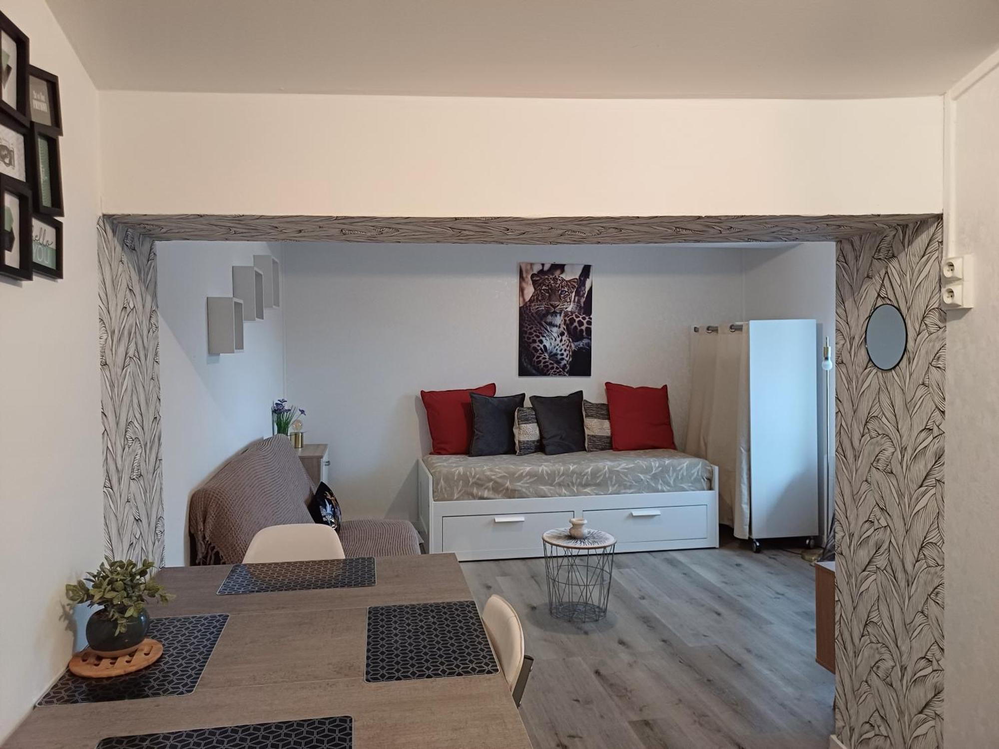 Appartement Au Coeur De Cours La Ville ภายนอก รูปภาพ